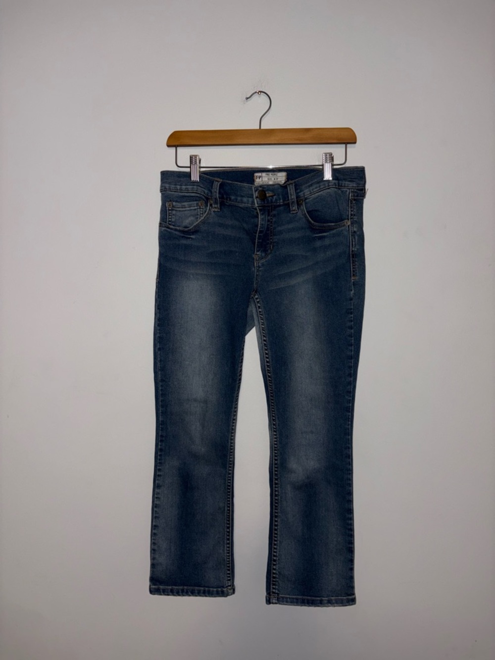 Free People ~ Straight Jeans